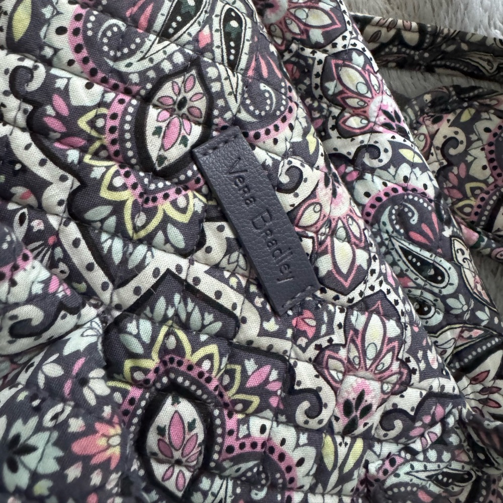 Vera Bradley Bag - Picture 6 of 6